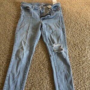 Levi's 711 Skinny